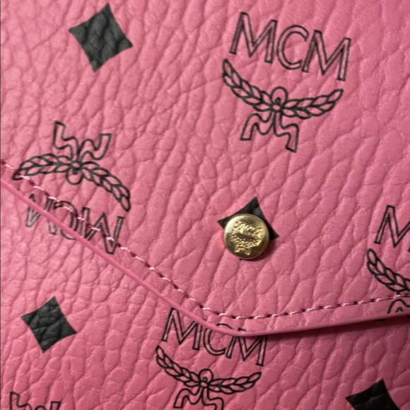 MCM Pink Envelope Clutch with Black Details GWP - Picture 13 of 17